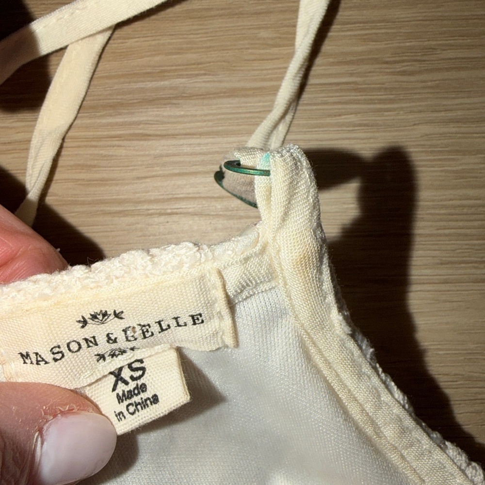 Mason & Belle crocheted style  Elegant Cream Lace Dress size xsmall boho - Picture 6 of 7